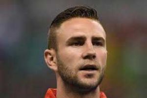 الدولي ميجيل لايون يغيب عن الملاعب لأسبوعين جراء كسر في الفك