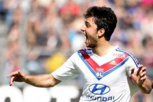 جراحة لغرونييه نجم ليون تبعده 8 اسابيع