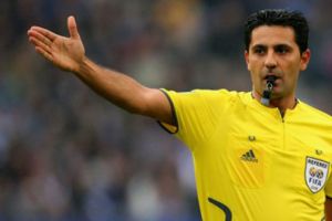 حكم ألماني يعرض مساعدة اللاعبين المكتئبين بعد نجاته من الموت