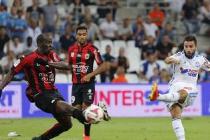 مرسيليا يؤكد استفاقته باكتساحه نيس