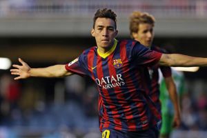 منير الحدادي يدافع عن ألوان اسبانيا رسمياً