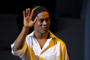 رونالدينيو ينضم إلى نادي كويريتارو المكسيكي