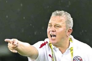 شوقي غريب: سأستقيل في حال عدم تأهل منتخب مصر