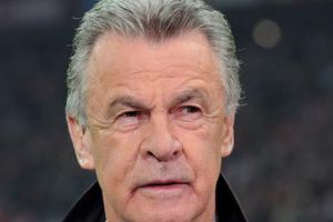 هيتزفيلد يحذر من وفرة النجوم في صفوف بايرن ميونيخ