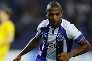 براهيمي لا يصدق ثلاثيته في مرمى باتي بوريسوف