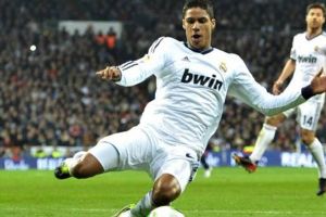 فاران قلب دفاع فرنسا يمدد تعاقده مع ريال مدريد حتى 2020