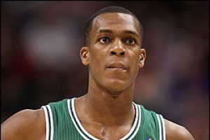 روندو لاعب سيلتيكس يغيب لنحو شهرين عن الملاعب بسبب كسر باليد