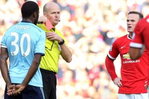 روني يسجل ويخرج مطرودا في انتصار مثير ليونايتد على وست هام