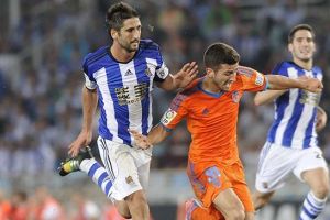 فالنسيا يفشل في مزاحمة صدارة برشلونة