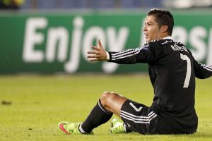 رونالدو: 'مانشستر يونايتد عائلتي ولكني أشعر بالسعادة في ريال مدريد' 