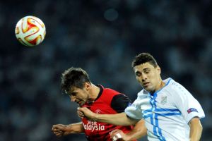 فوز نابولي وتعادل إشبيلية وإيفرتون في الدوري الأوروبي