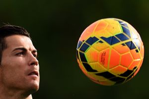 بيل يتمنى بقاء رونالدو مع ريال مدريد 