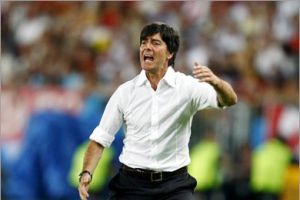 لوف: أشعر بخيبة أمل كبيرة بعد الخسارة