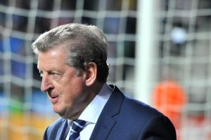 هودجسون يشيد بفوز المنتخب الانجليزي الصعب على إستونيا