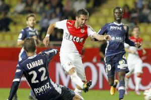 موتينيو يعيد موناكو الى مساره الصحيح بالفوز على ايفيان بدوري فرنسا