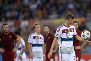 مدرب روما يلوم نفسه بعد الهزيمة بسبعة أهداف أمام بايرن ميونيخ