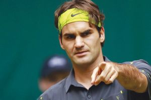 فيدرر يتأهل بصعوبة إلى دور الثمانية لبطولة بازل المفتوحة للتنس