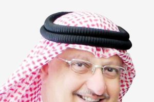 عسكر يزور اتحاد التنس ويبحث استعداداته لاستضافة بطولة الخليج 