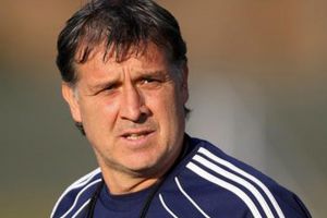 تاتا مارتينو: ضممت تفيز إلى المنتخب الأرجنتيني لأنه يؤدي بشكل جيد