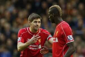 جيرارد مصدوم من استبعاد سواريز من القائمة المختصرة لجائزة أفضل لاعب في العالم