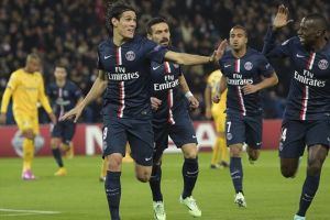 كافاني يقود باريس سان جيرمان لدور الـ16 على حساب ابويل