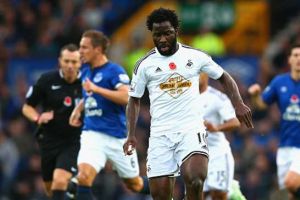 الايفواري بوني يمدد عقده مع سوانسي