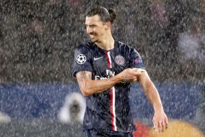 ابراهيموفيتش يقود باريس سان جيرمان للفوز 3-1 على اياكس