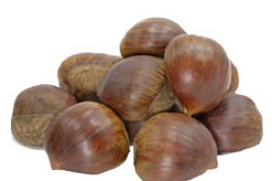 الكستناء المسلوق و«الحمبصيص» المشوي