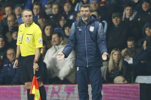 روي كين يتخلى عن منصبه في استون فيلا