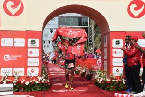  ناصر بن حمد يحقق المركز الرابع في 'تحدي البحرين للترايثلون' ويصف الانجاز بالمتميز 