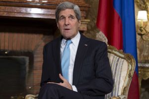 كيري: أمريكا لم تحسم أمرها بشأن القرار المتعلق بالفلسطينيين