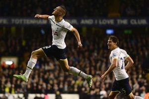 تأهل توتنهام وليفربول إلى نصف النهائي