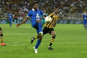 الهلال يعبر الاتّحاد في قلب جدّة لحساب كأس ولي العهد