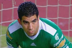 إكرامي يعود لتدريبات الأهلي وحازم يغيب بسبب الاصابة