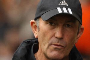 بطولة انكلترا: بوليس مدربا لوست برميتش