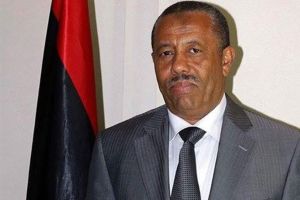 الثني ينفي ترك منصبه ويرفض اي تدخل عسكري دولي في ليبيا