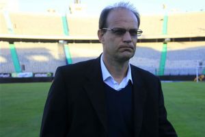 إقالة لافاني مدرب سموحة بعد مسيرة سيئة في الدوري المصري