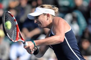 رغم المرض هاليب تتوج بلقب بطولة شينتشين للتنس