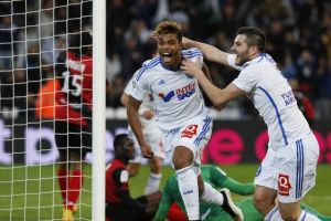 مرسيليا يشدد الخناق على صدارة الدوري الفرنسي