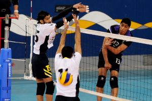 الأهلي يُلحق الخسارة الأولى بـ'أبناء الدار' بدوري الطائرة