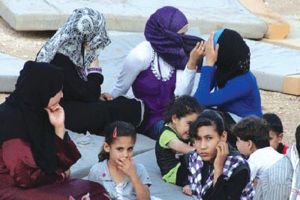 «سوريات للستر»... حملة يقودها «سماسرة» عبر الفضاء الإلكتروني