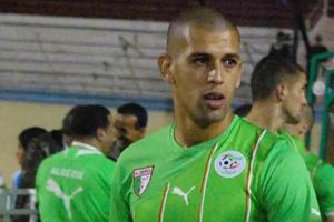 الجزائري سليماني مهدد بالغياب عن بقية مباريات كأس أفريقيا