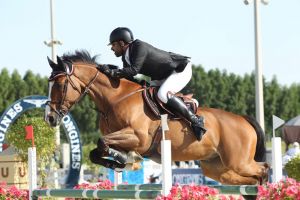 نتائج ايجابية لفرسان البحرين في بطولة الشارقة الدولية للقفز على الحواجز