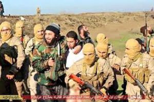والد الطيار الاردني المحتجز لدى 'داعش' يناشد السلطات الاستجابة لمطالب التنظيم