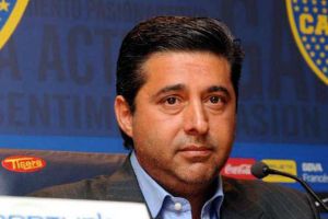 رئيس بوكا جونيورز: الجميع في انتظار مباراة تكريم ريكيلمي