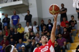 شاهد الصور... المحرق يفوز على المنامة في 'دوري السلة'