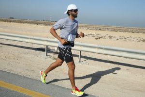 ناصر بن حمد يقود فريق الحرس الملكي الى تحقيق المركز الاول في ماراثون عدائي البحرين	