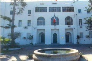 السفارة الايطالية تعلق نشاطاتها في ليبيا وتعيد موظفيها الى البلاد