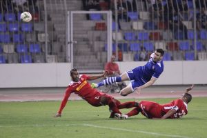 المحرق يهزم المنامة بثلاثية ويشقّ طريقه للدور قبل النهائي بكأس الملك