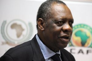 مصدر رسمي: حياتو قدم وعداً بمنح الجزائر تنظيم كأس افريقيا 2017